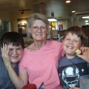 Meet your Posher, Rebecca